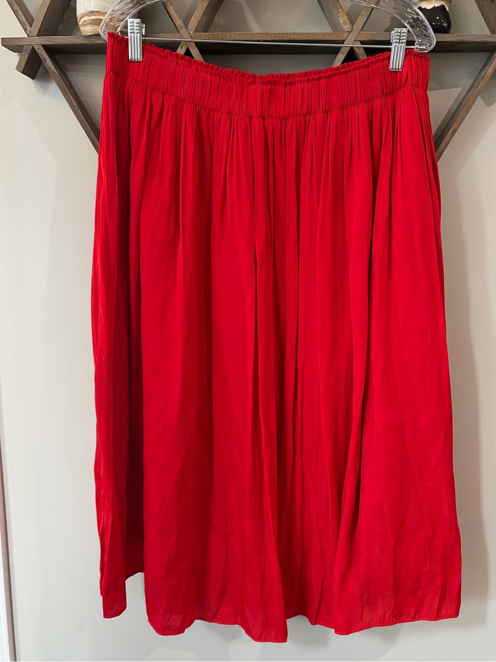 Gap Red Midi Skirt Elastic Waist. Size large.